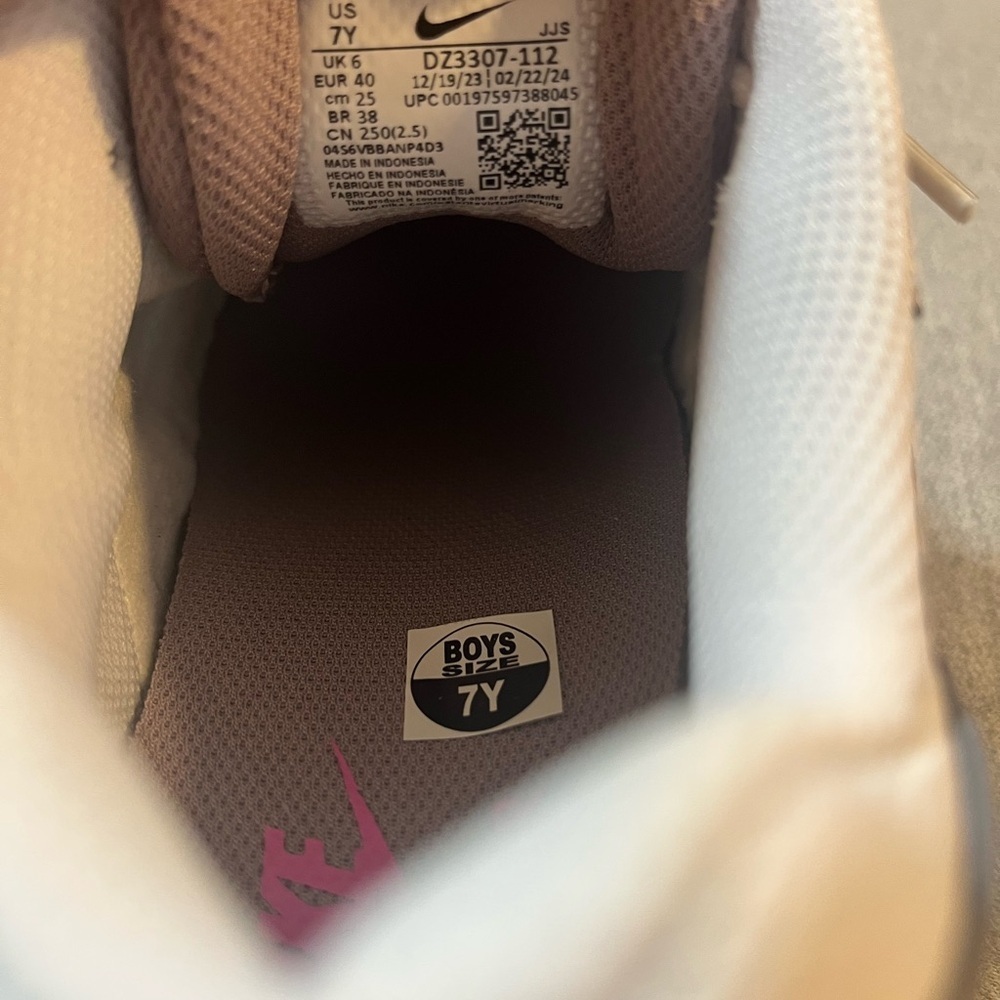 Nike Air Max 1 (GS) LT Violet Ore Burgundy Crush Size 7Y/Women's 8.5 DZ3307-112 - Picture 10 of 11